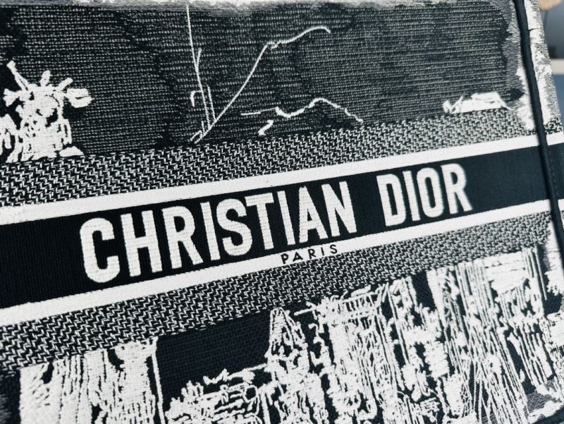 Christian Dior Shopping Bags